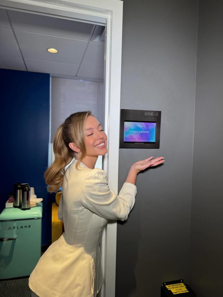 Sydney Sweeney can’t hide her excitement about appearing on “The Kelly Clarkson Show.”