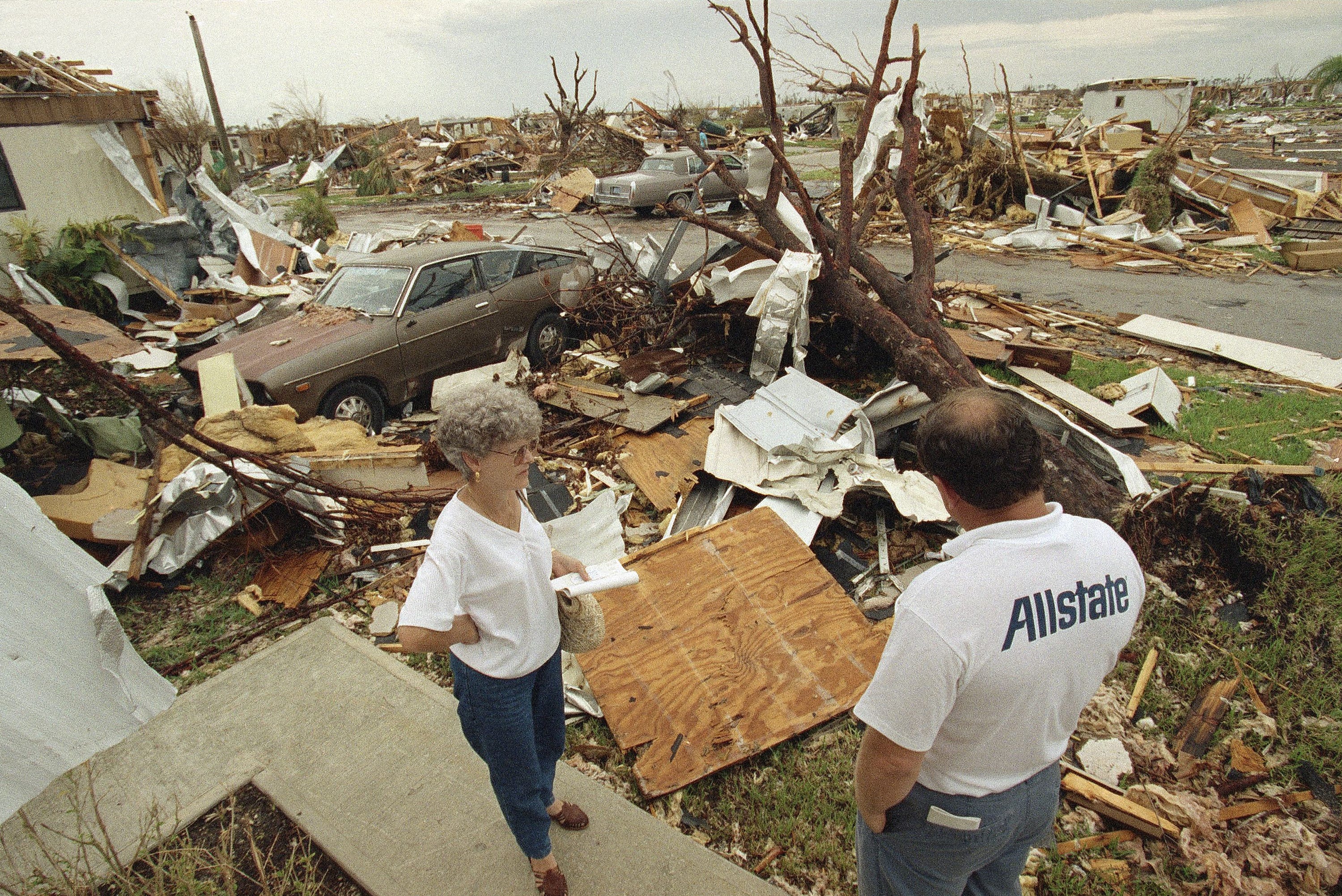 Damage to houses from Hurricane Andrew