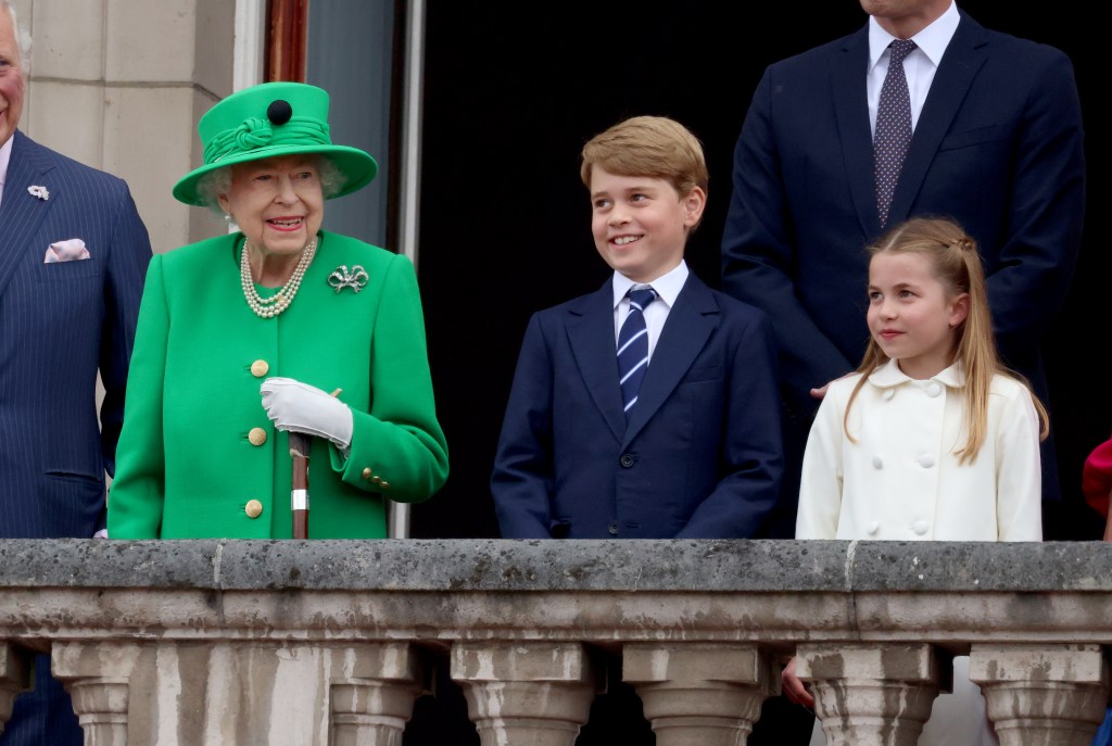 A photo of Queen Elizabeth II and family