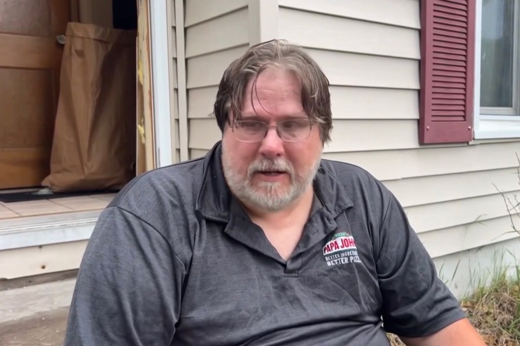 David Carlson, roommate of Minnesota lawmaker shooting suspect, discussing text exchange.