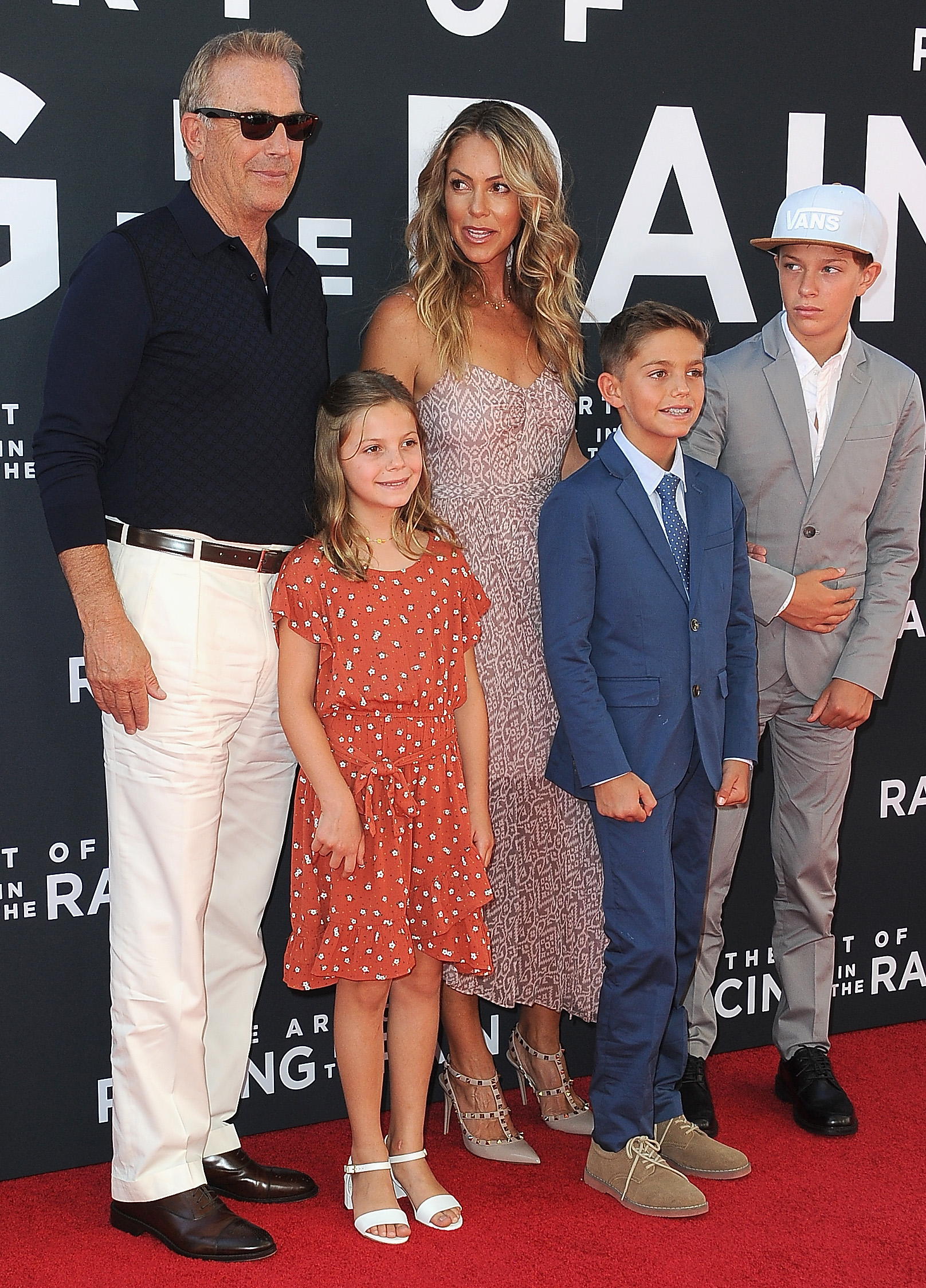 Kevin Costner and Christine Baumgartner and their three kids in 2019