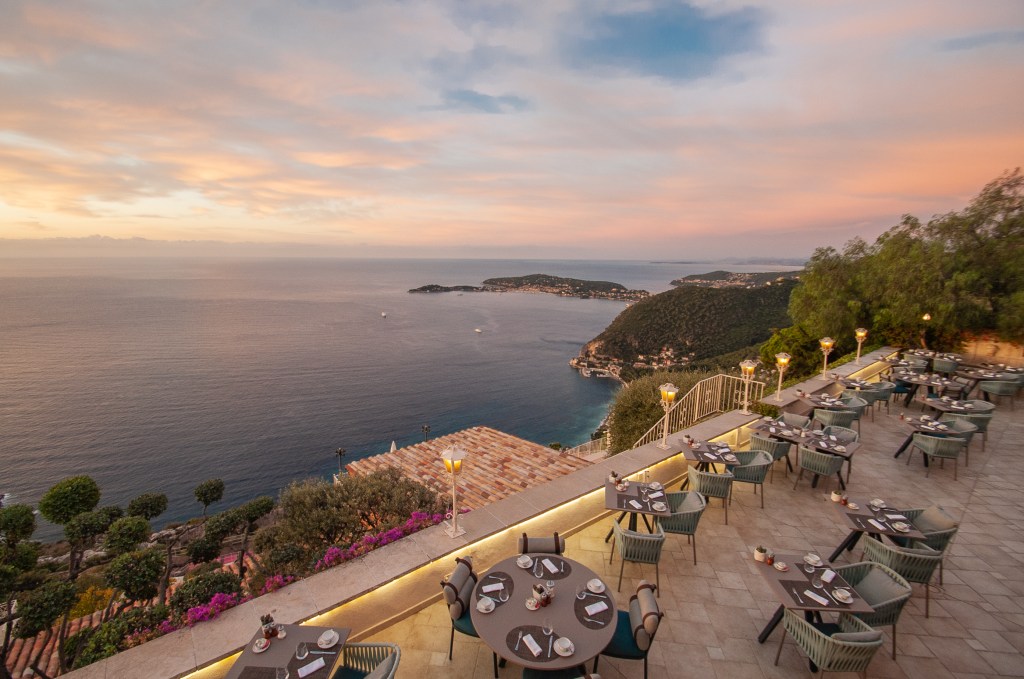 Les Remparts restaurant in Eze
