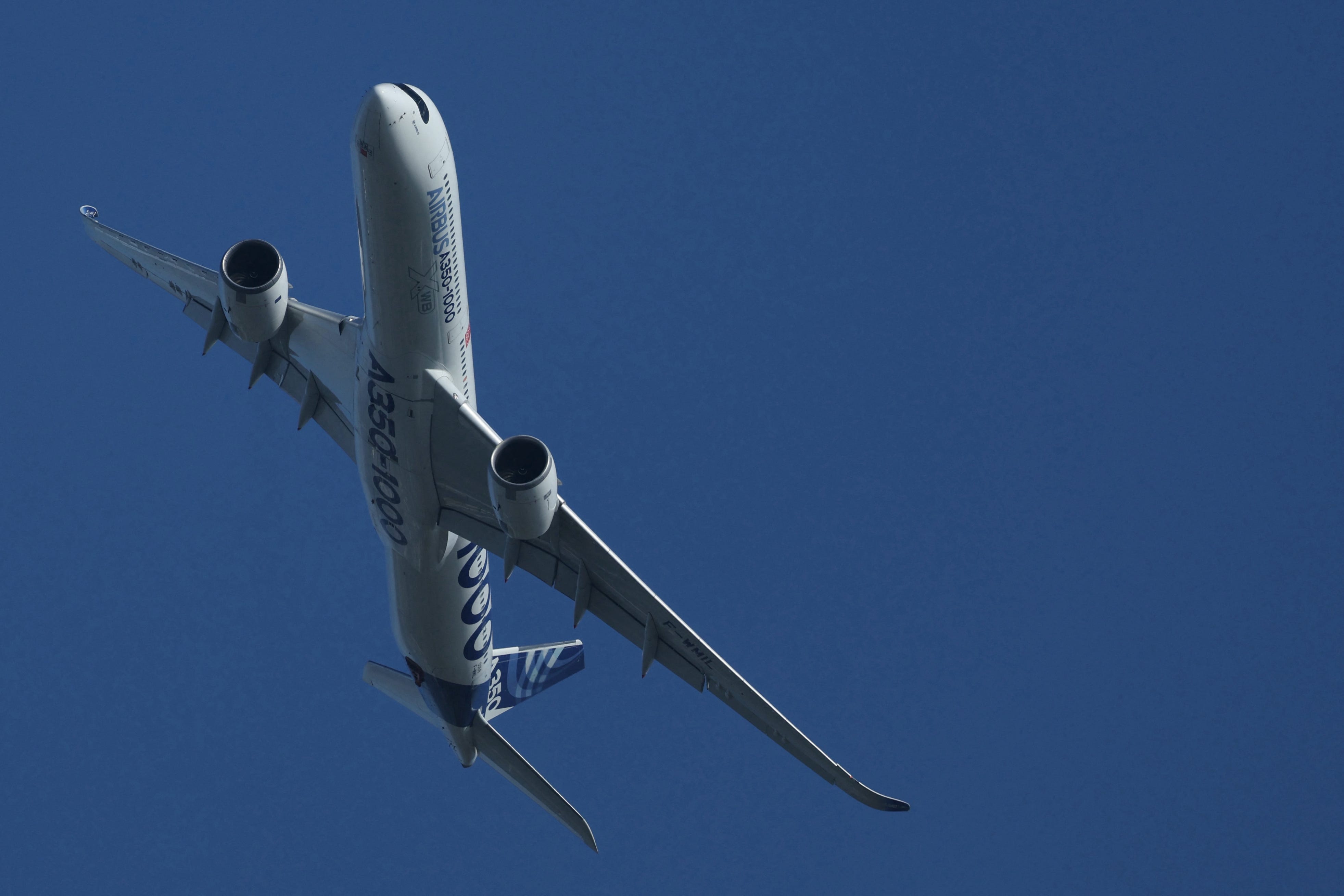 Airbus A350-1000