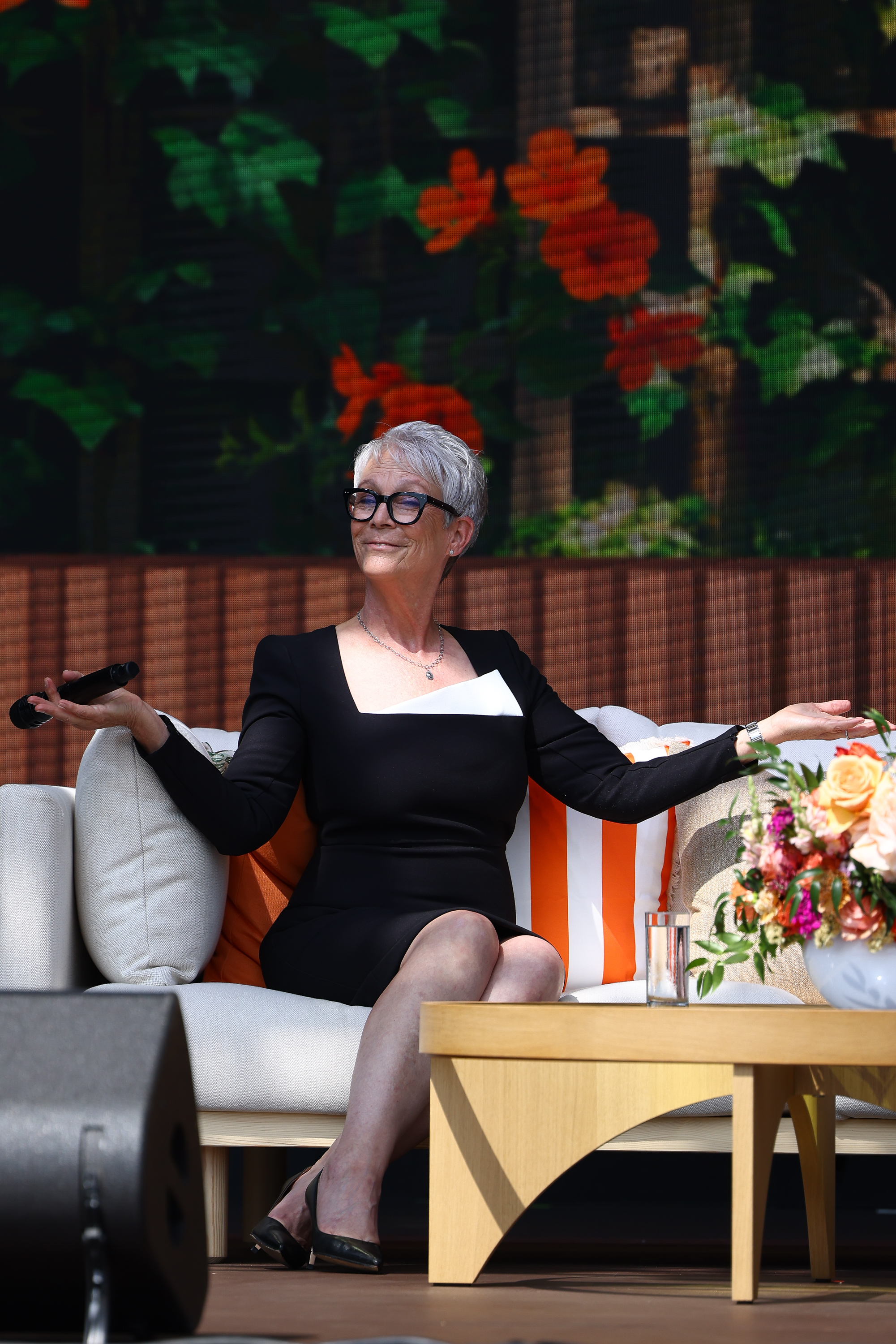  Jamie Lee Curtis