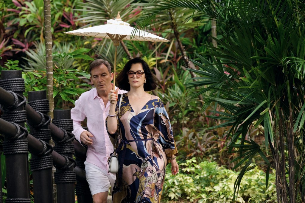 Jason Isaacs, Parker Posey on The White Lotus