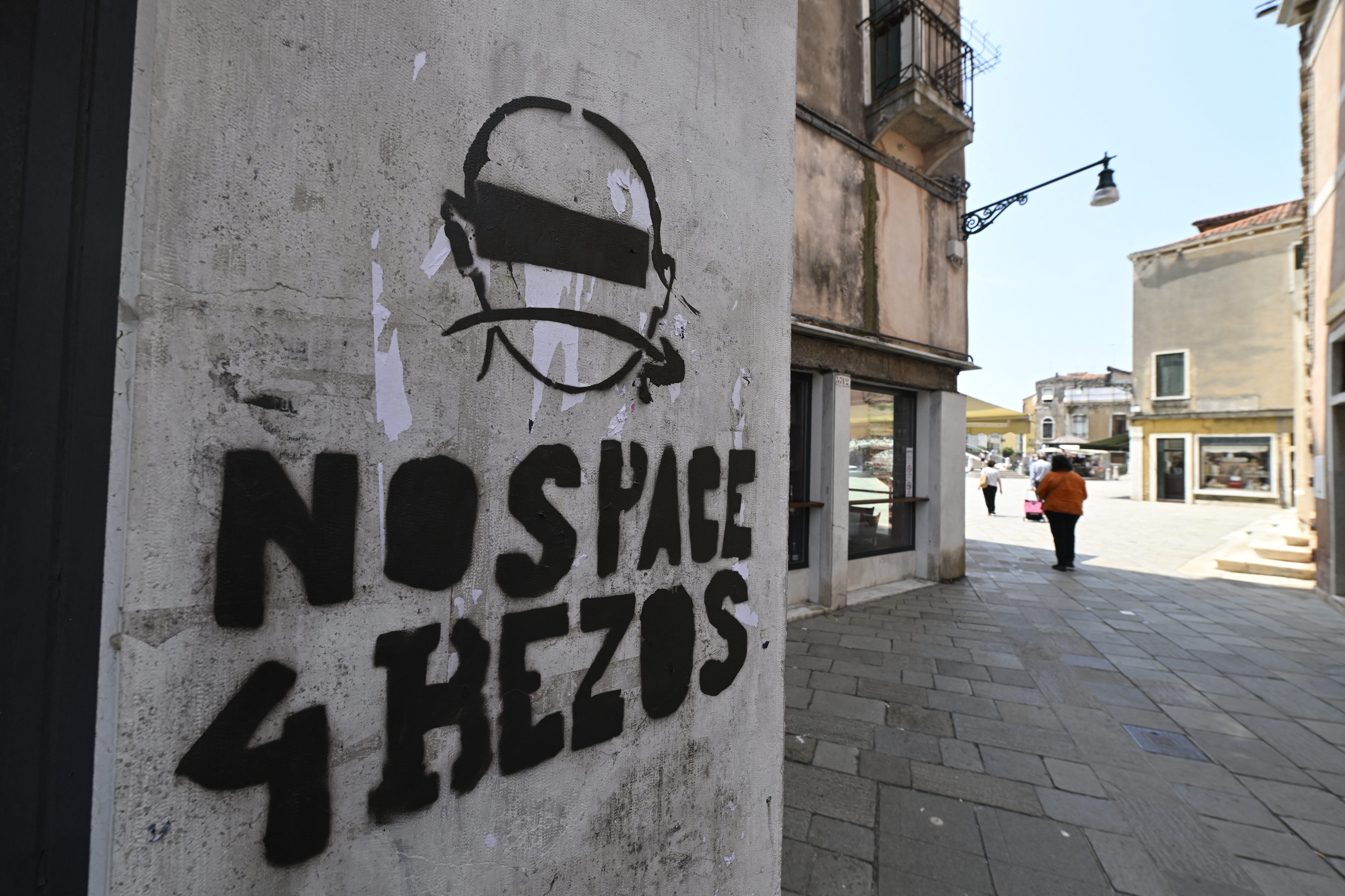 "No space for Bezos" graffiti