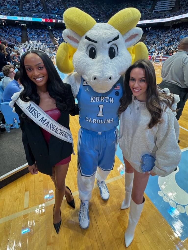 Jordon Hudson Melissa Queenie Sapini