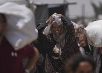 ‘Death race’ for food: Hundreds killed in Gaza aid chaos