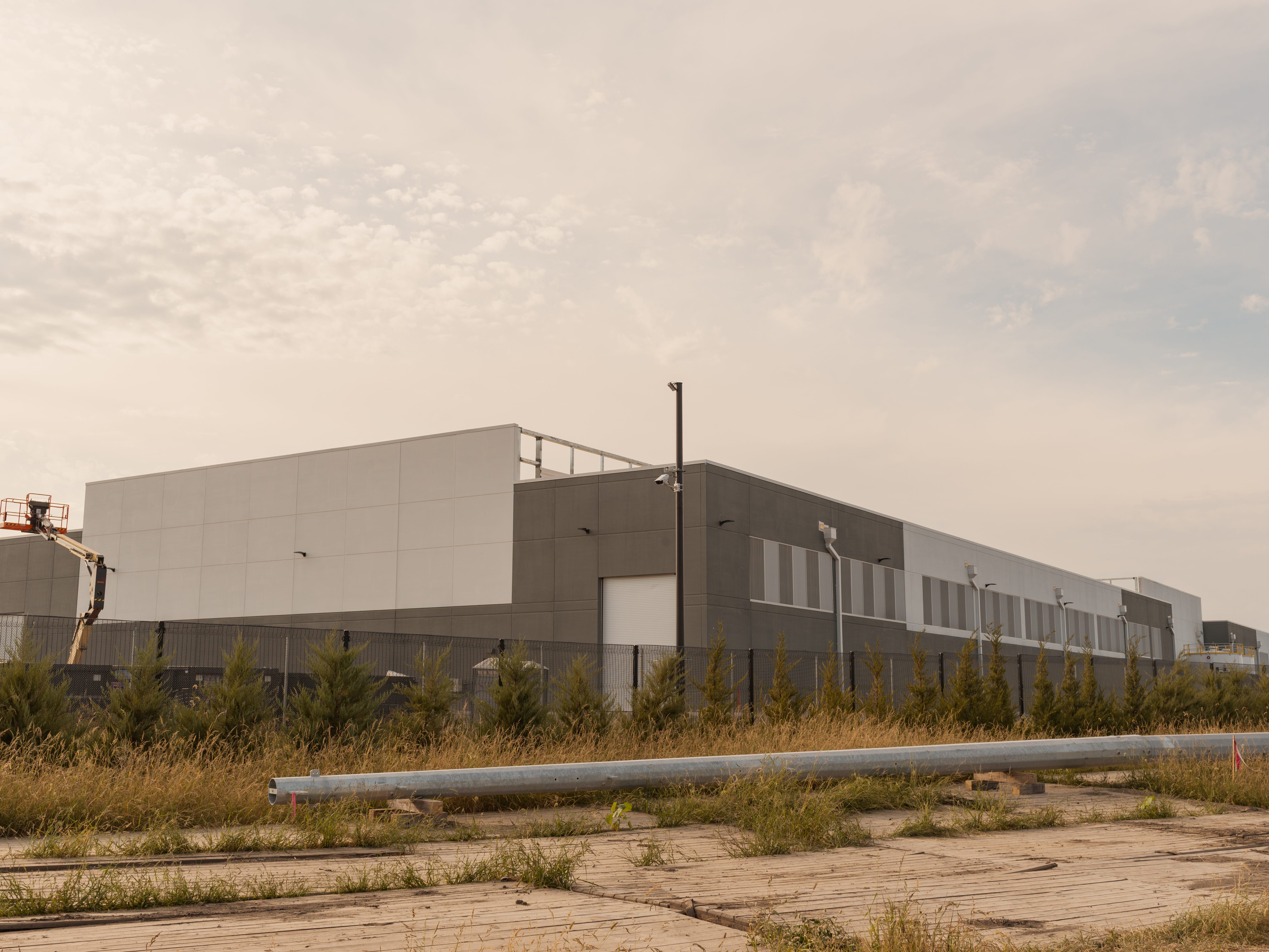 Active construction of the AWS data center in Plain City, OH