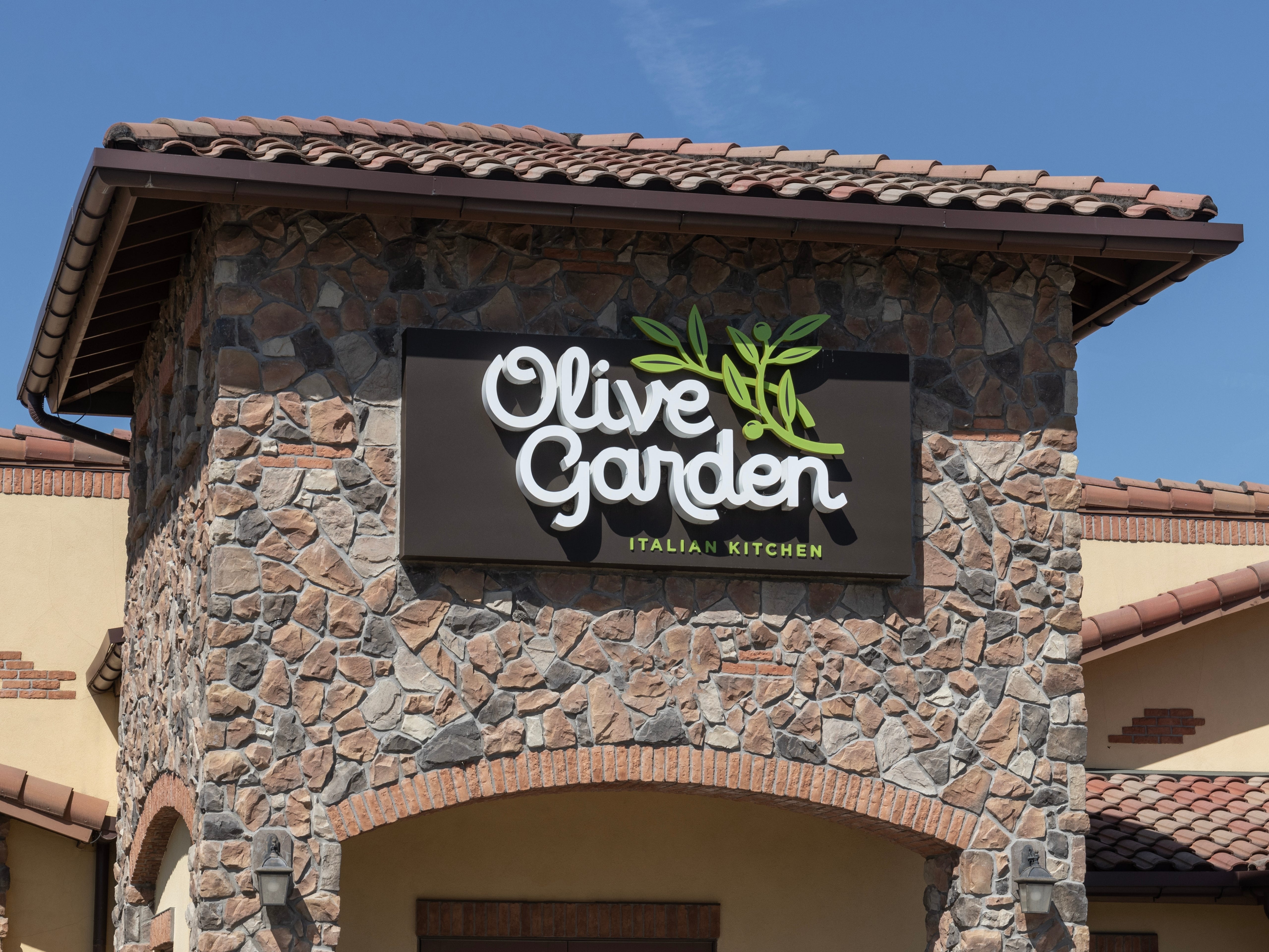 The exterior of an Olive Garden