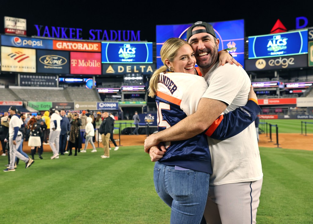 Kate Upton and Justin Verlander at October 2022 MLB game