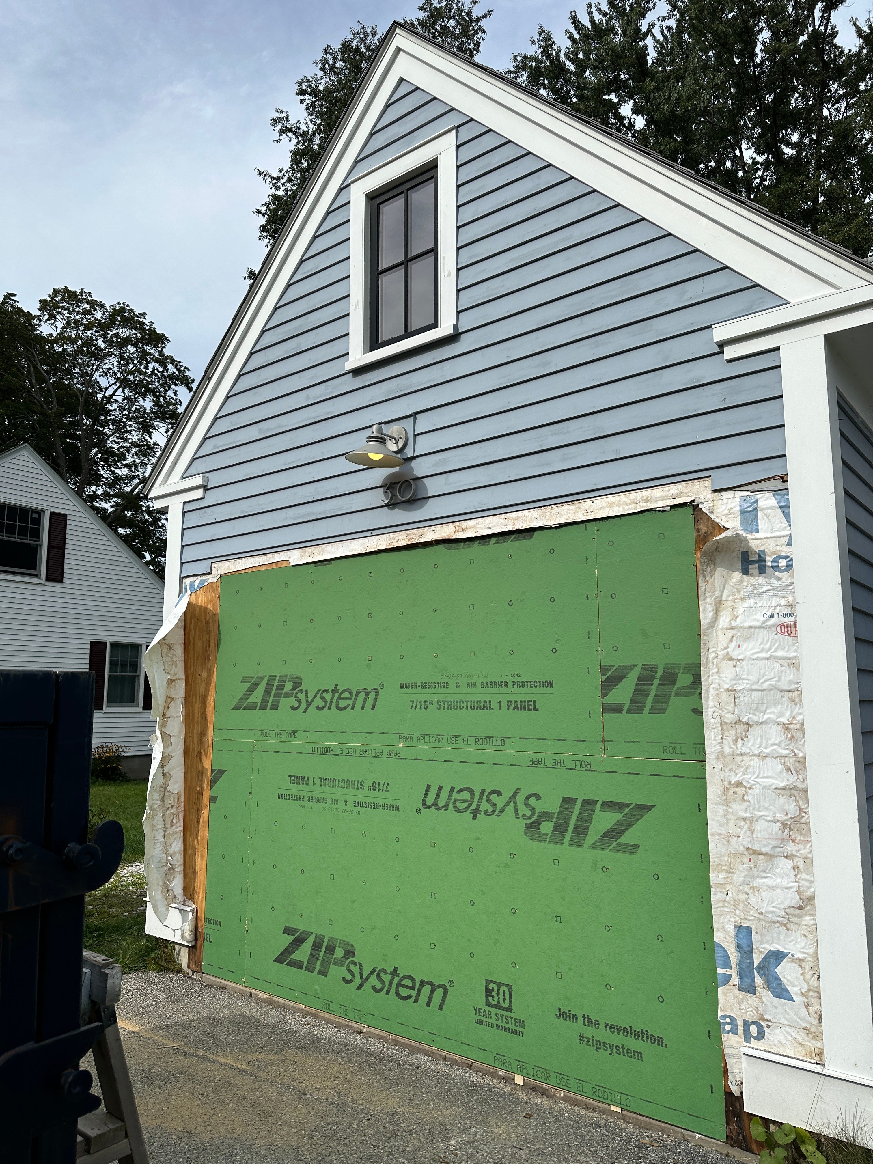 Construction on a garage.