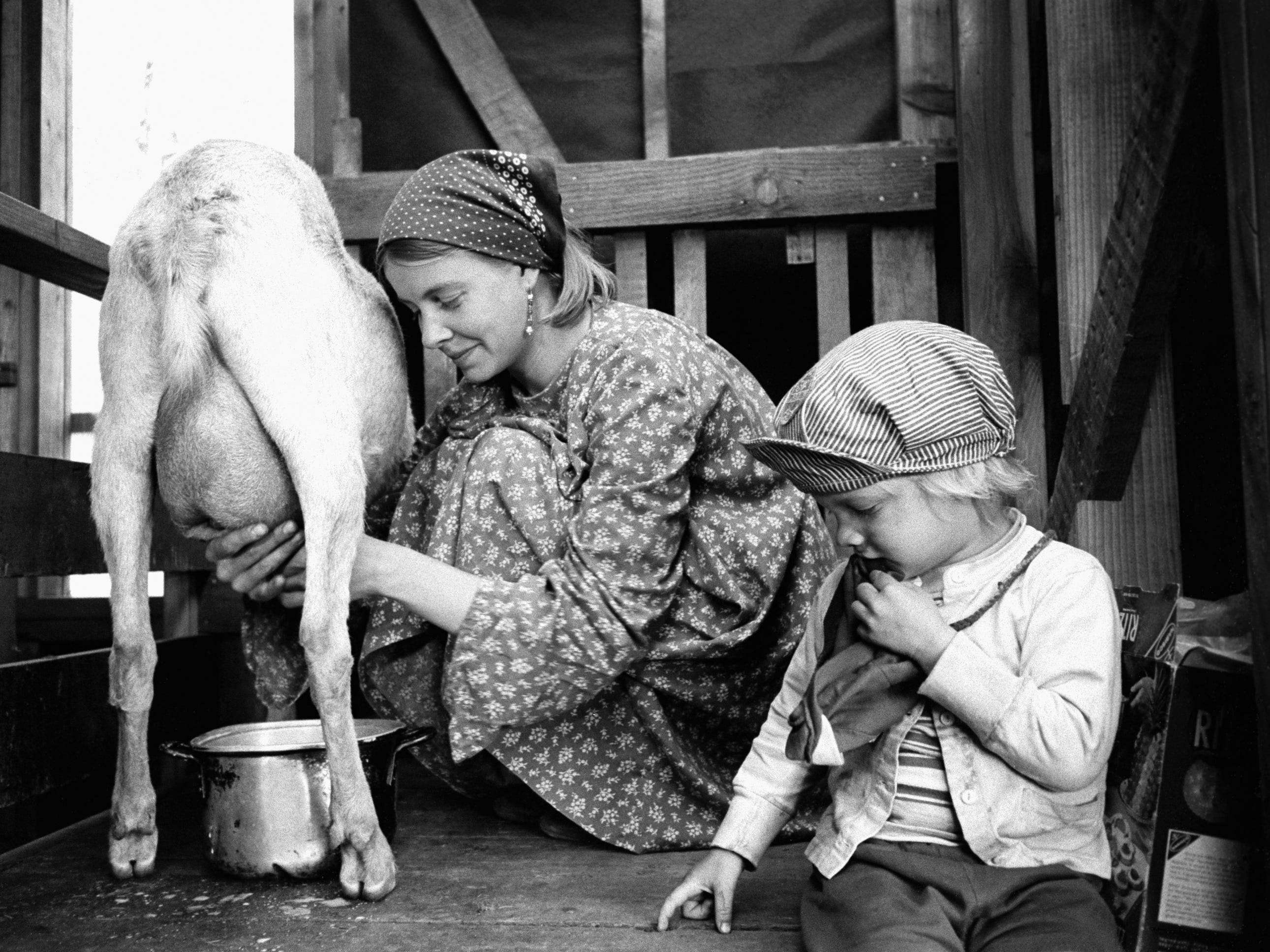 people at commune summer of love 1967