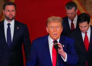 MAGA Rivals Kick-Start Race to Be President as Trump Announces War