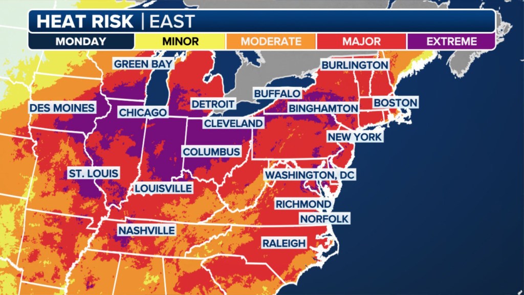 Map of eastern US showing heat risk levels by region.