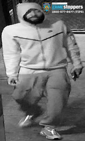 Surveillance image of stabbing suspect.