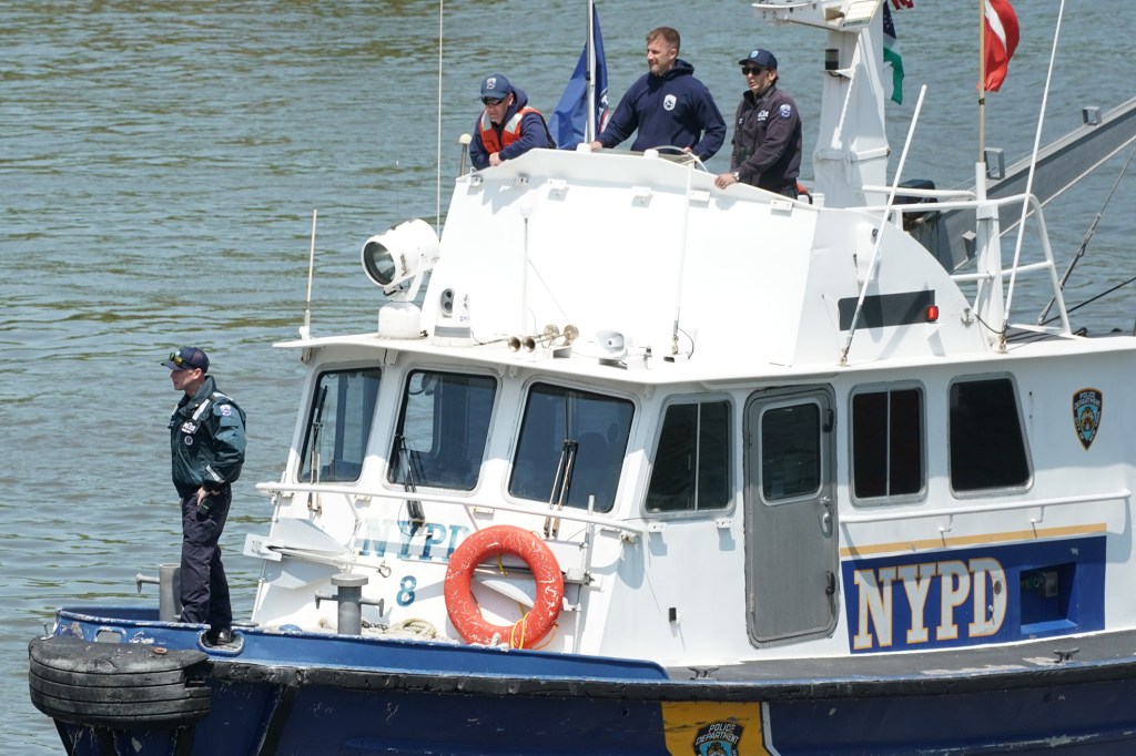 NYPD harbor unit boat.