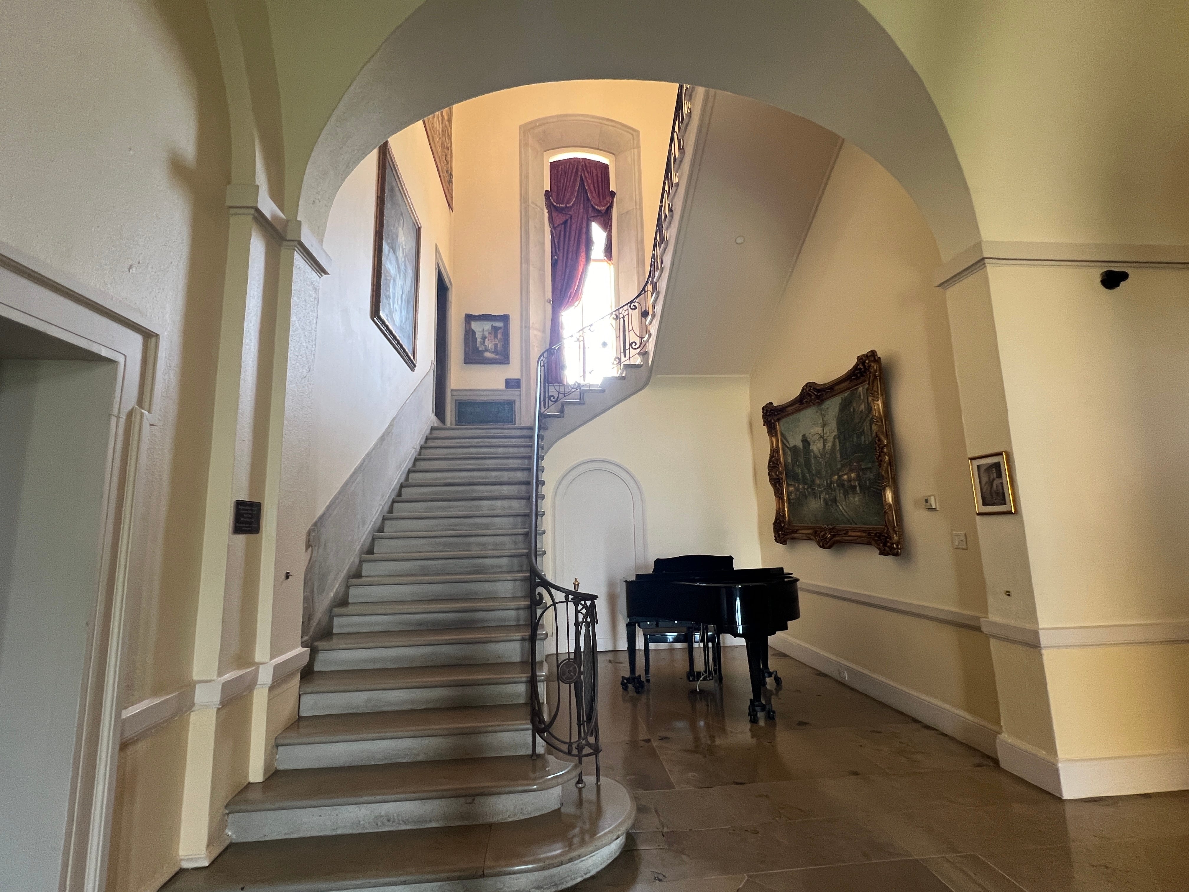 stairs at oheka