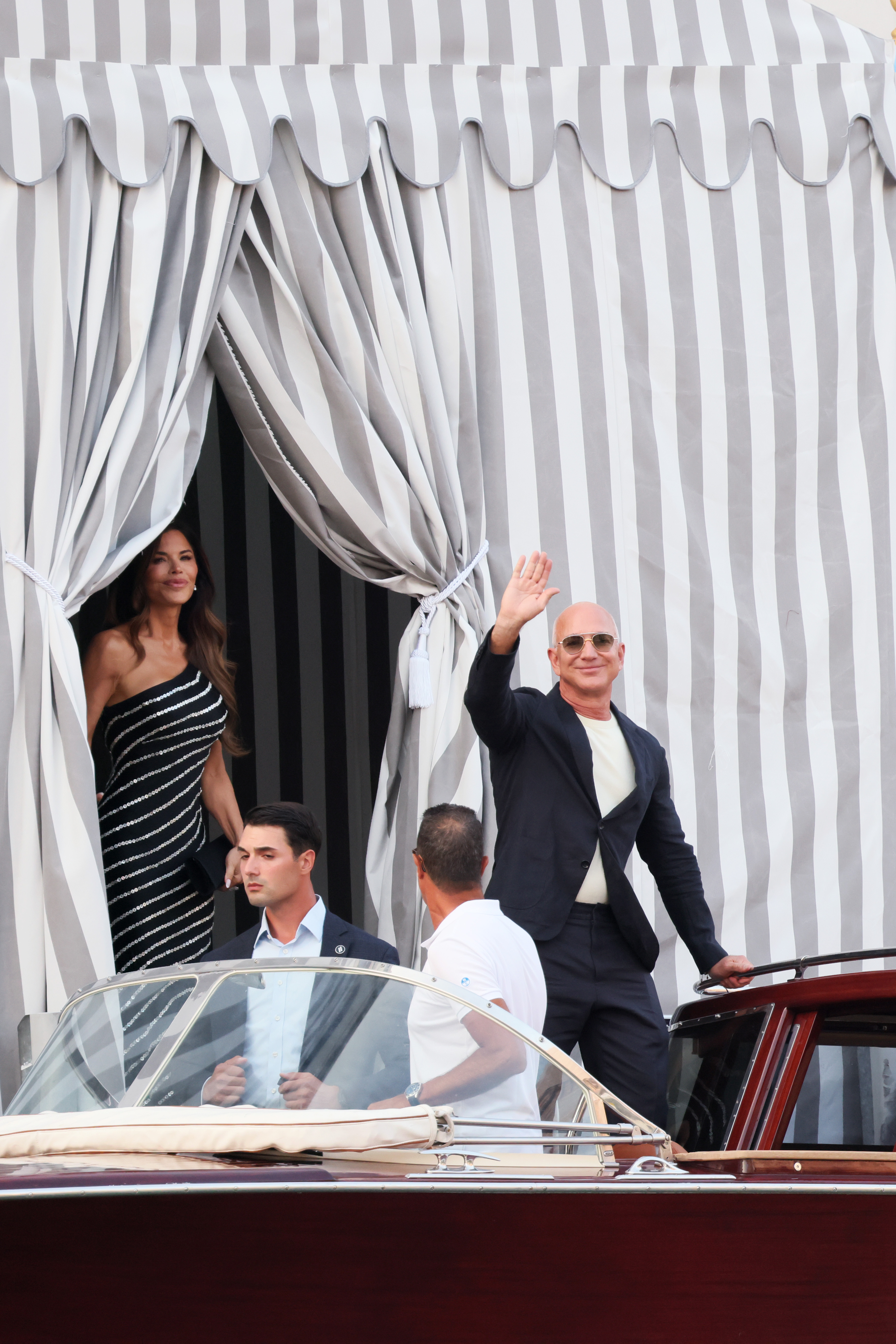 Jeff Bezos and Lauren Sanchez
