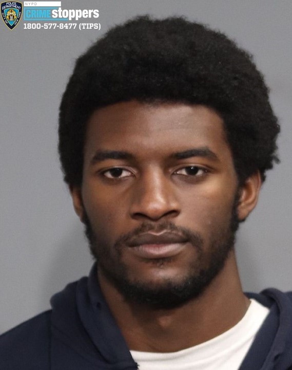 Photo of Jakhi Lodgson-McCray, wanted for arson.