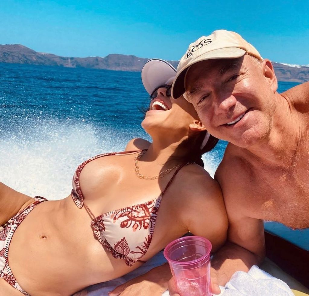 Lauren Sánchez and Jeff Bezos via Instagram