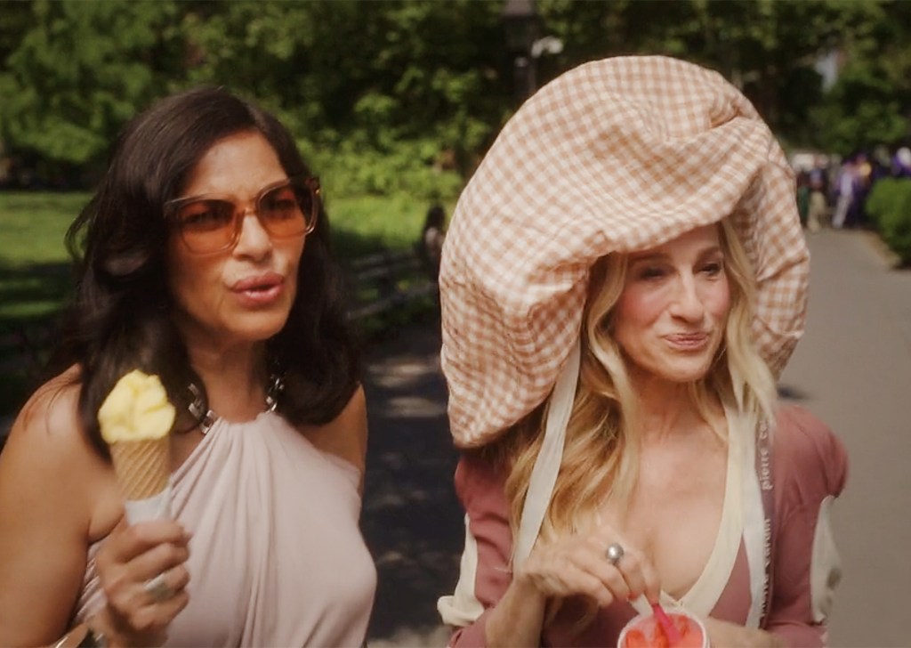 Carrie Bradshaw gingham hat