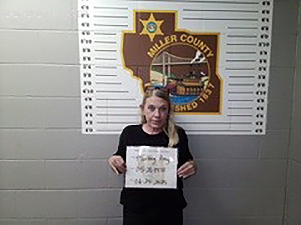 Mugshot of Amy Murray, charged with murder.