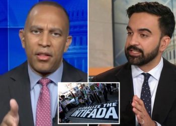 Top House Dem Hakeem Jeffries demands socialist Zohran Mamdani ‘clarify’ his defense of ‘intifada’ chant
