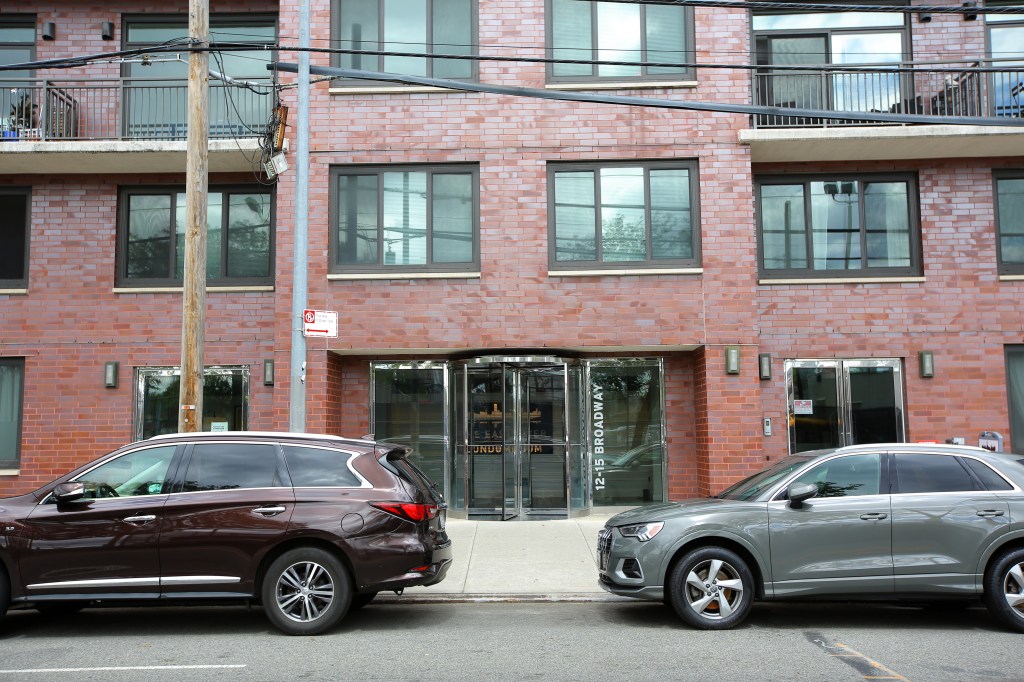 A Broadway apartment in Astoria, NY on August 8, 2023, Zhi Alan Cheng, doctor who drugged and sexually assaulted women lived/lives.