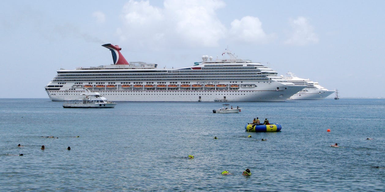 Carnival Valor ship in Grand Cayman