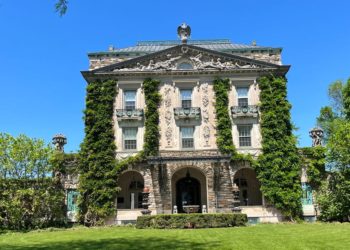 See inside Kykuit, a 40-room mansion in New York that once belonged to the richest man in the world