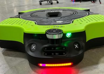 I visited Amazon’s robot factories and got an inside look at how it builds and trains them