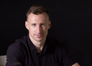 Check out the exclusive pitch deck defense tech startup Onebrief used to raise new cash at a $1.1 billion valuation