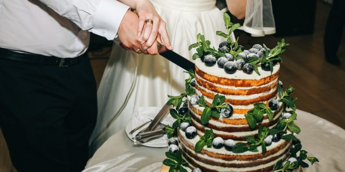 6 mistakes couples make when choosing their wedding menu, according to a wedding caterer
