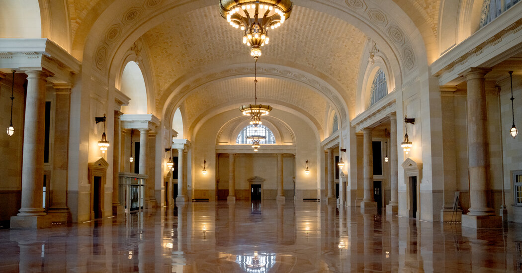 A Train Station Taught Me What Education Is For