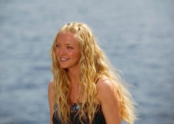 Amanda Seyfried Says There’s “Fatigue With Sequels” That Are “Just For Money,” Though She’d Do ‘Mamma Mia! 3’ “In A Heartbeat”