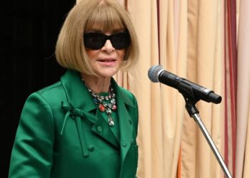 Anna Wintour Steps Down as Vogue Editor-in-Chief