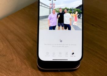 Apple’s best iPhone still can’t run this simple Apple Intelligence task without overheating