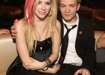 Avril Lavigne and Sum 41’s Deryck Whibley Reunite for Warped Tour Performance
