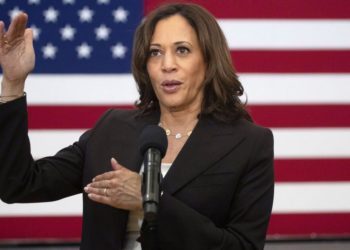 Barabak: As the Senate loses luster, more members run for governor. Is there a takeaway for Kamala Harris?