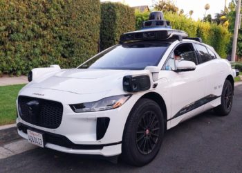 California Residents Are Revolting Against Waymo Self-Driving Cars