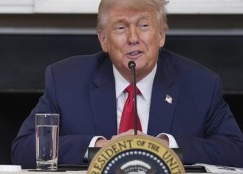 Citing trade wars, the World Bank sharply downgrades forecast for global economic growth to 2.3%