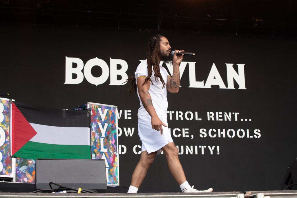 Glastonbury Officials “Appalled” By Bob Vylan’s Anti-Israel “Hate Speech” Chant From Stage