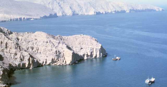 Global Shipping Organization Warns of Rising Threats Around Arabian Peninsula