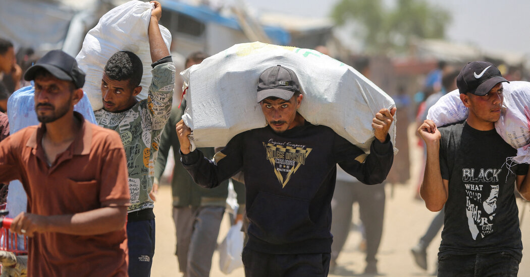 Group Accuses Hamas of Threatening Aid Workers in Gaza