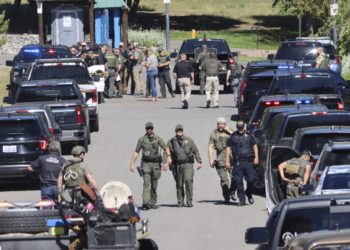 Gunman started fire, then fatally shot 2 firefighters in ambush attack, Idaho officials say