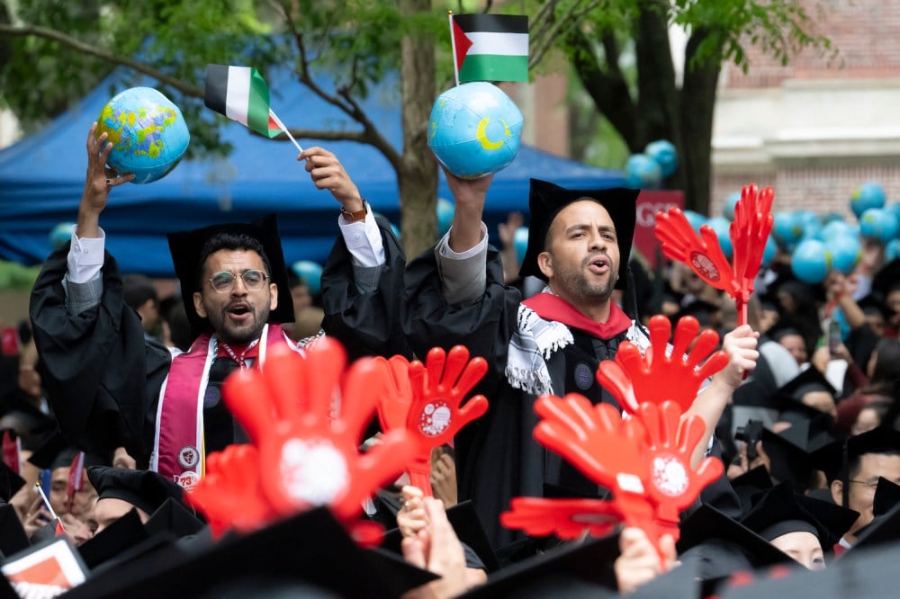 Harvard Should Prepare to Move Abroad