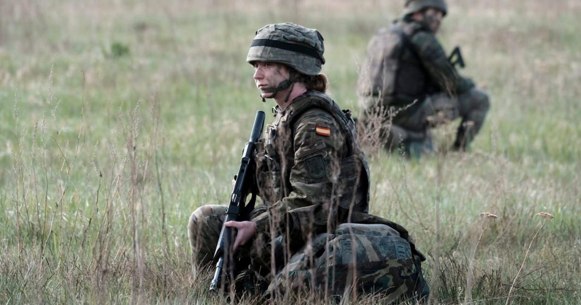 Involve young people in reshaping military service