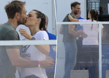 Jennifer Garner smooches boyfriend John Miller at charity event in rare PDA moment