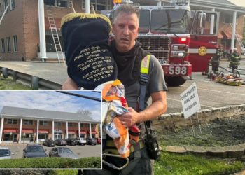 Jewish firefighter runs into burning Long Island Chabad, pulls Torah out as crowd prays outside: ‘A miracle’
